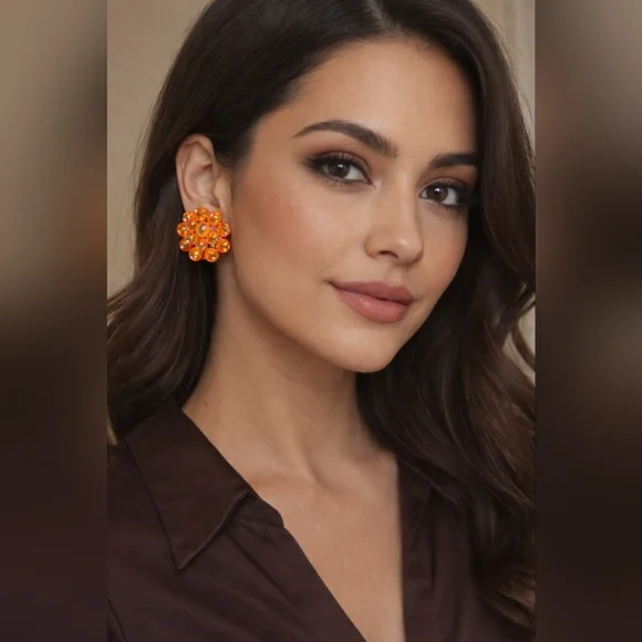 SCHIAPARELLI Vintage Bright Orange Crystal Beads Cluster Clip Earrings - Picture 3 of 10